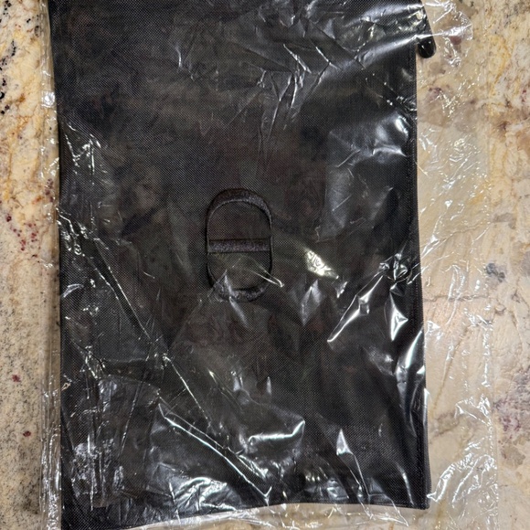 Christian Dior GWP small mesh pouch - Picture 3 of 3